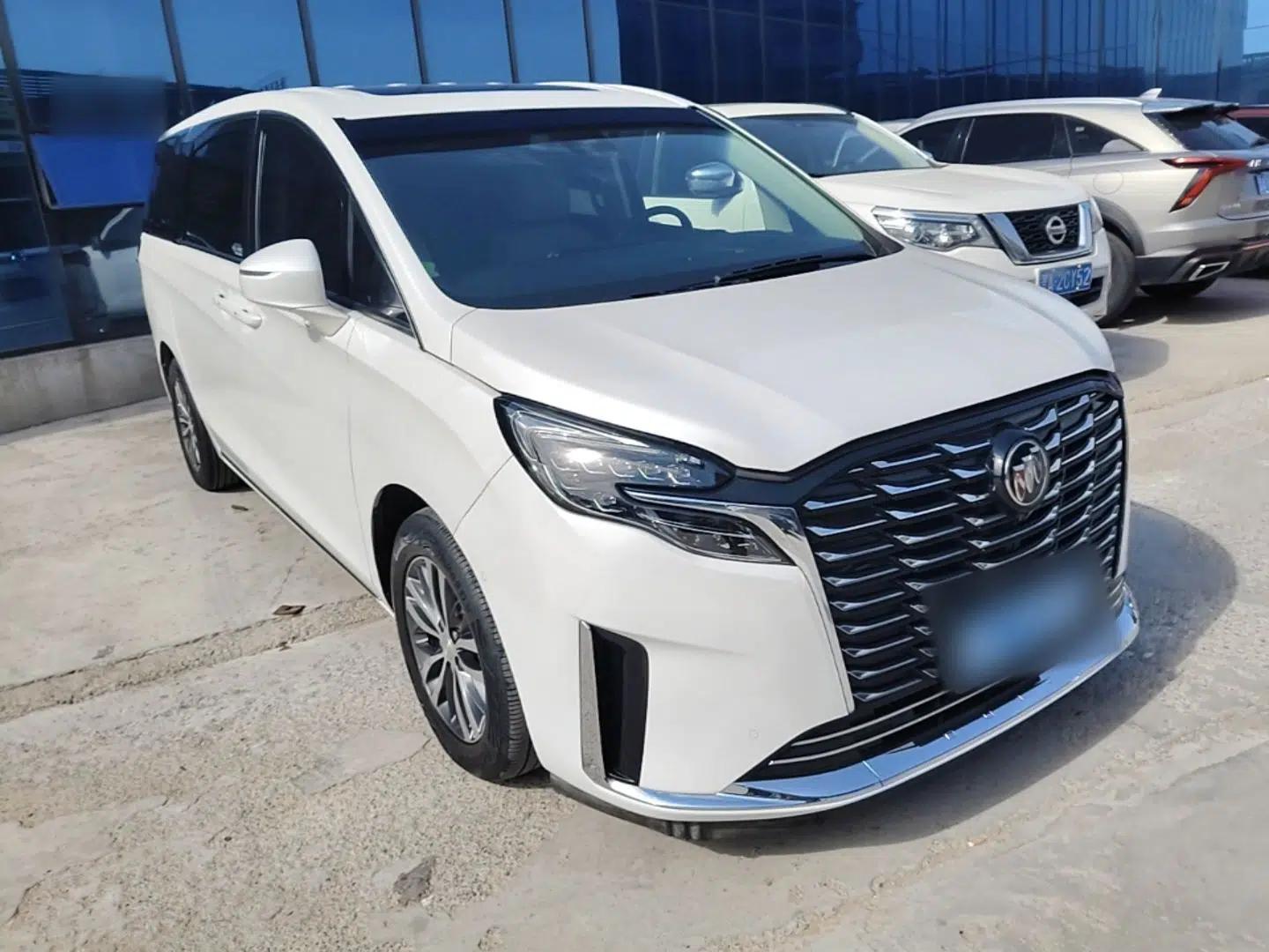 Buick GL8 2023 ES Lu Zun Deluxe Model — миниатюра 3