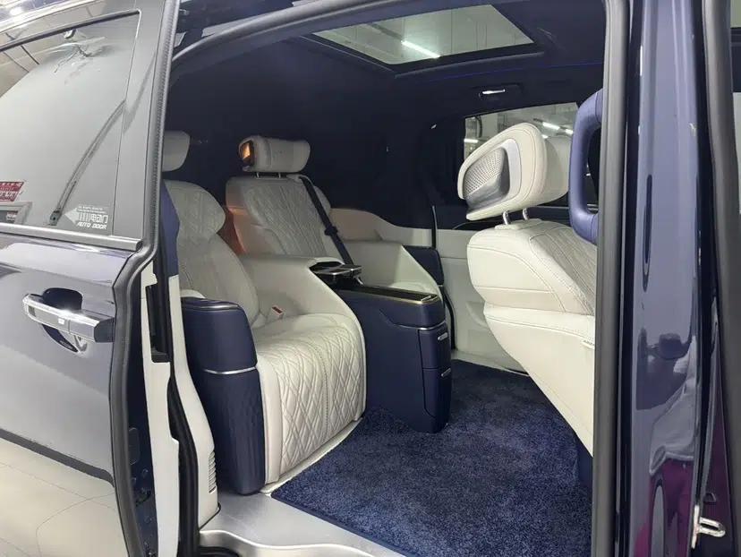 Buick GL8 2020 Avenir Avia Four-Seat Luxury Edition — миниатюра 18