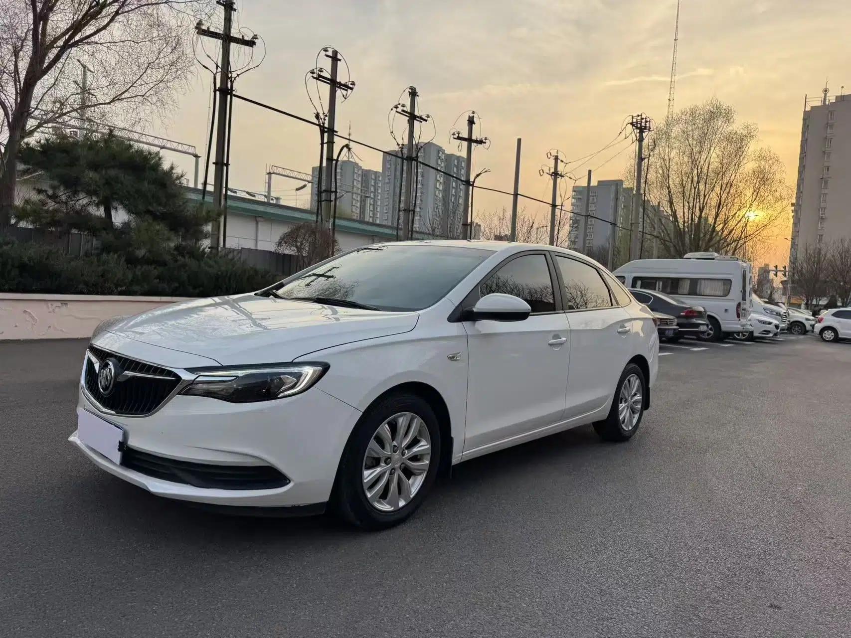 Buick GT 2021 Revised Version Flagship 1.5L Automatic Elite Edition — миниатюра 1