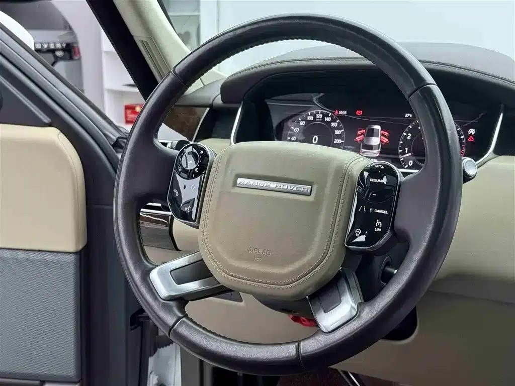 Range Rover 2021 3.0 L6 Legendary Edition — миниатюра 11