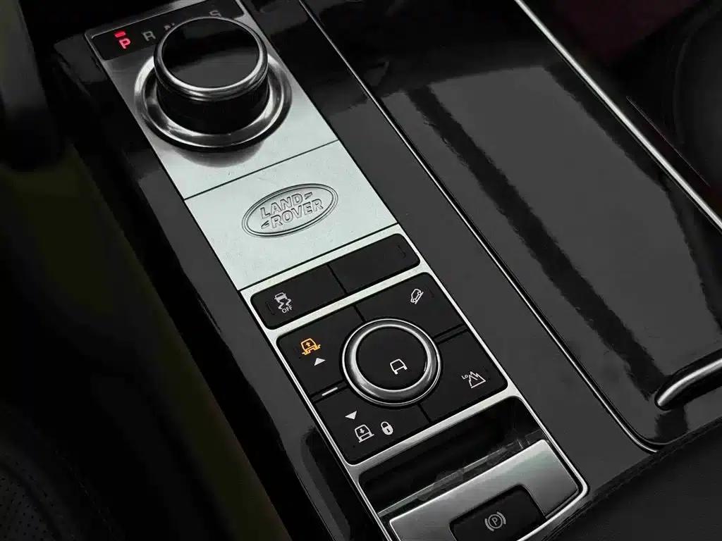 Range Rover 2021 3.0 L6 Legendary Edition — миниатюра 15