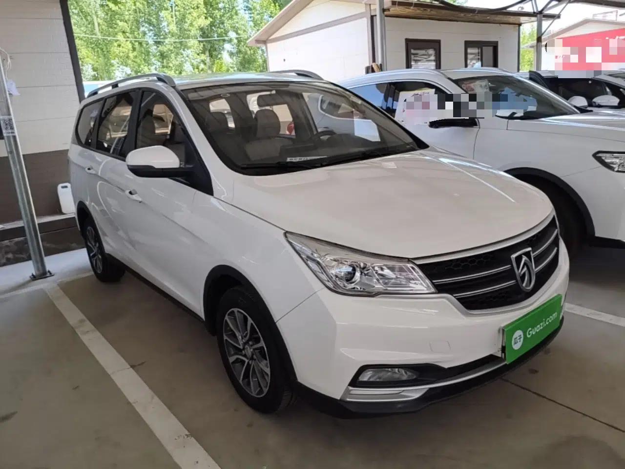 Baojun 730 2021 1.5T CVT Fashion Version 7 Seats — миниатюра 3