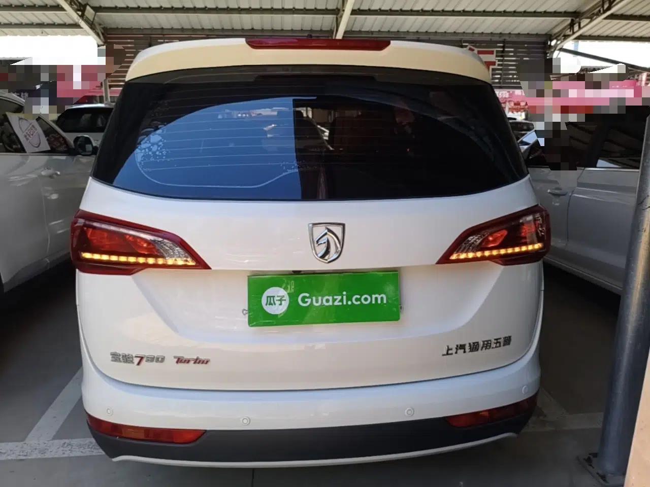 Baojun 730 2021 1.5T CVT Fashion Version 7 Seats — миниатюра 5