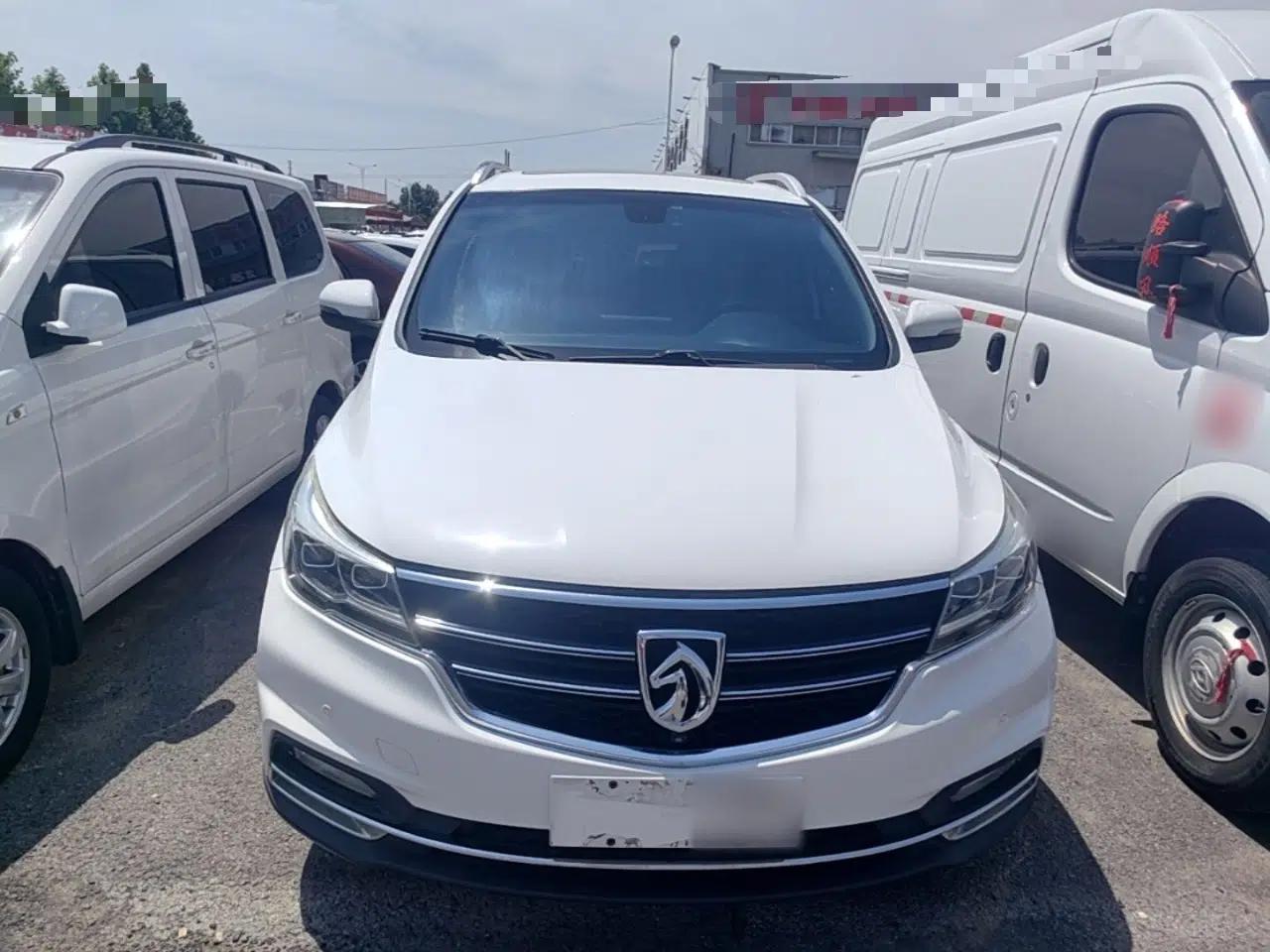 Baojun 730 2017 1.5T DCT Flagship Model 7 Seats China V Emission Standard — миниатюра 2