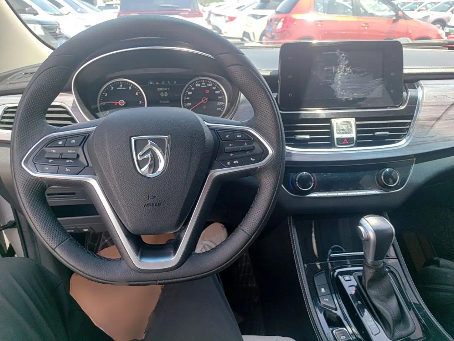 Baojun 730 2017 1.5T DCT Flagship Model 7 Seats China V Emission Standard — миниатюра 12