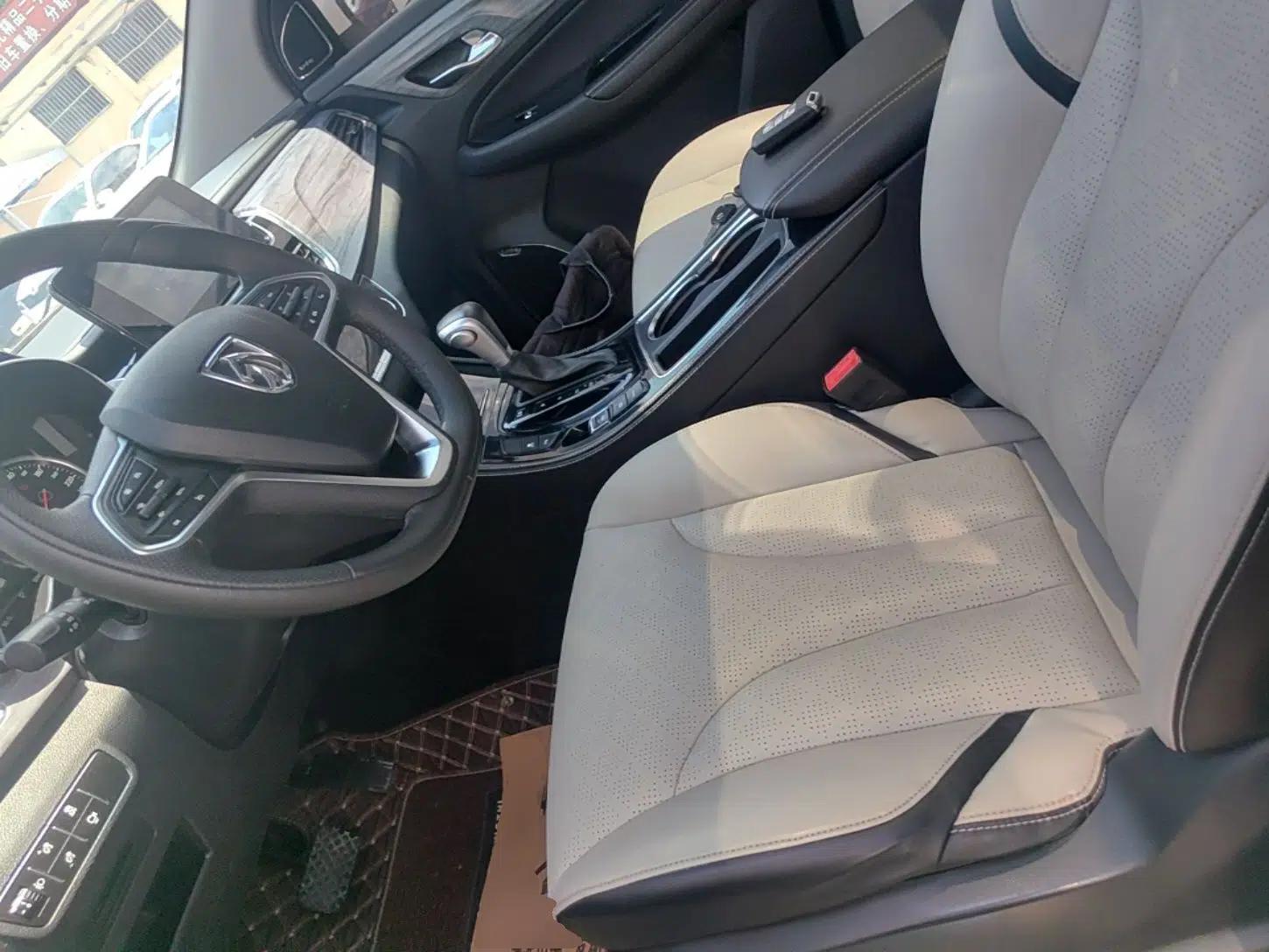 Baojun 730 2017 1.5T DCT Flagship Model 7 Seats China V Emission Standard — миниатюра 17