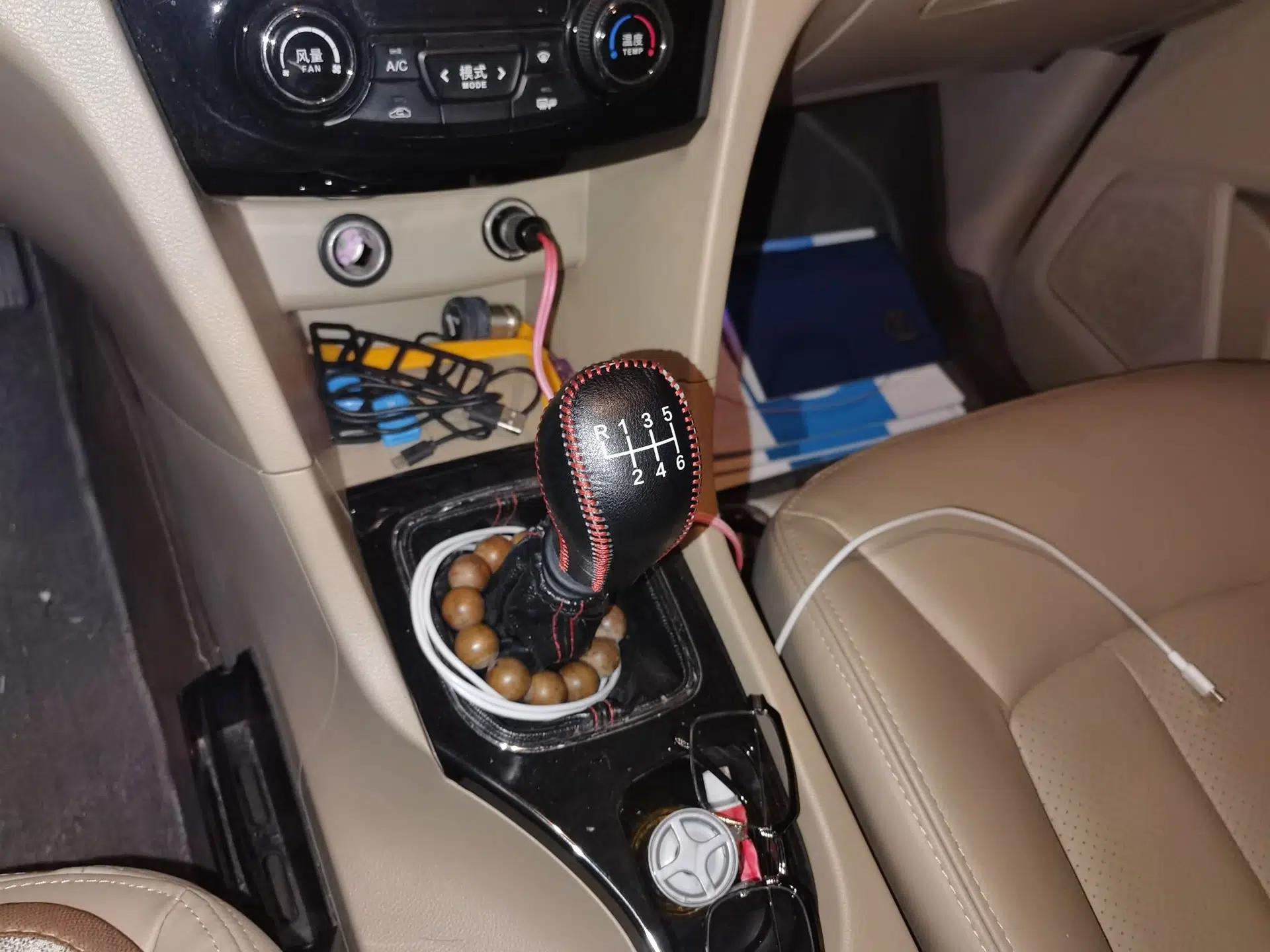 Baojun 730 2016 1.5T Manual Luxury Edition 7 Seats — миниатюра 14
