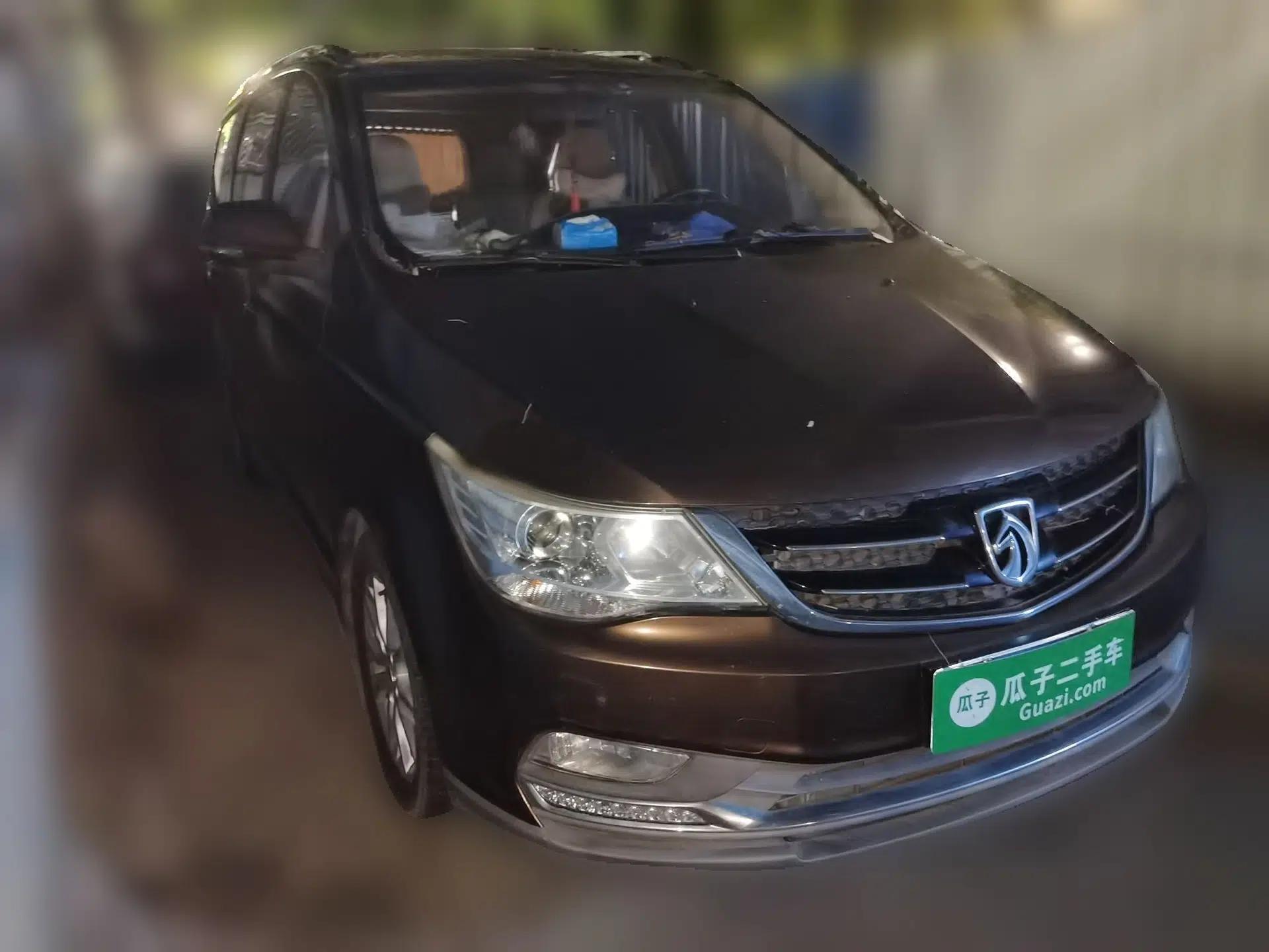 Baojun 730 2016 1.5T Manual Luxury Edition 7 Seats — миниатюра 3