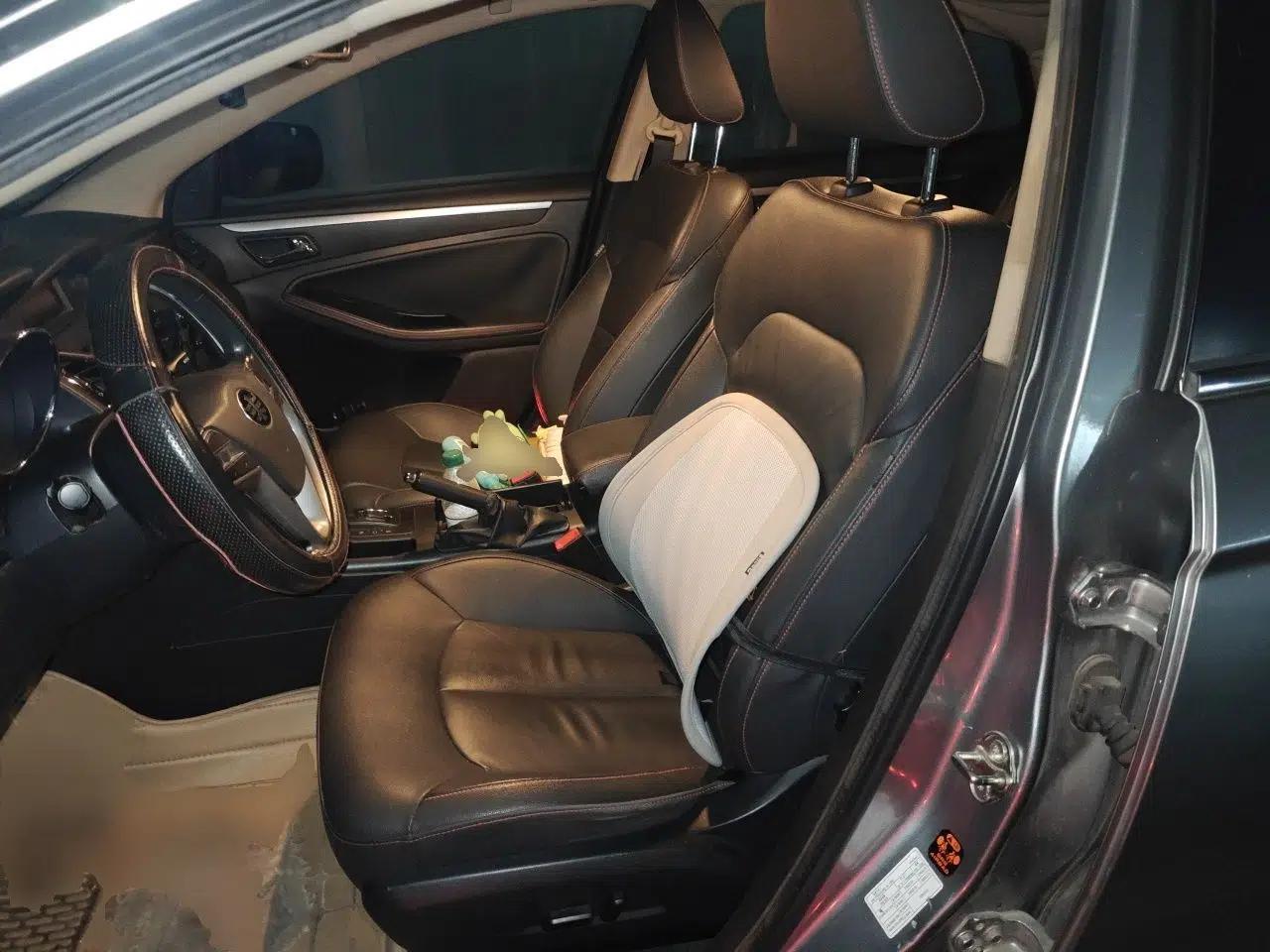 Bestune B70 2014 2.0L automatic luxury version — миниатюра 15