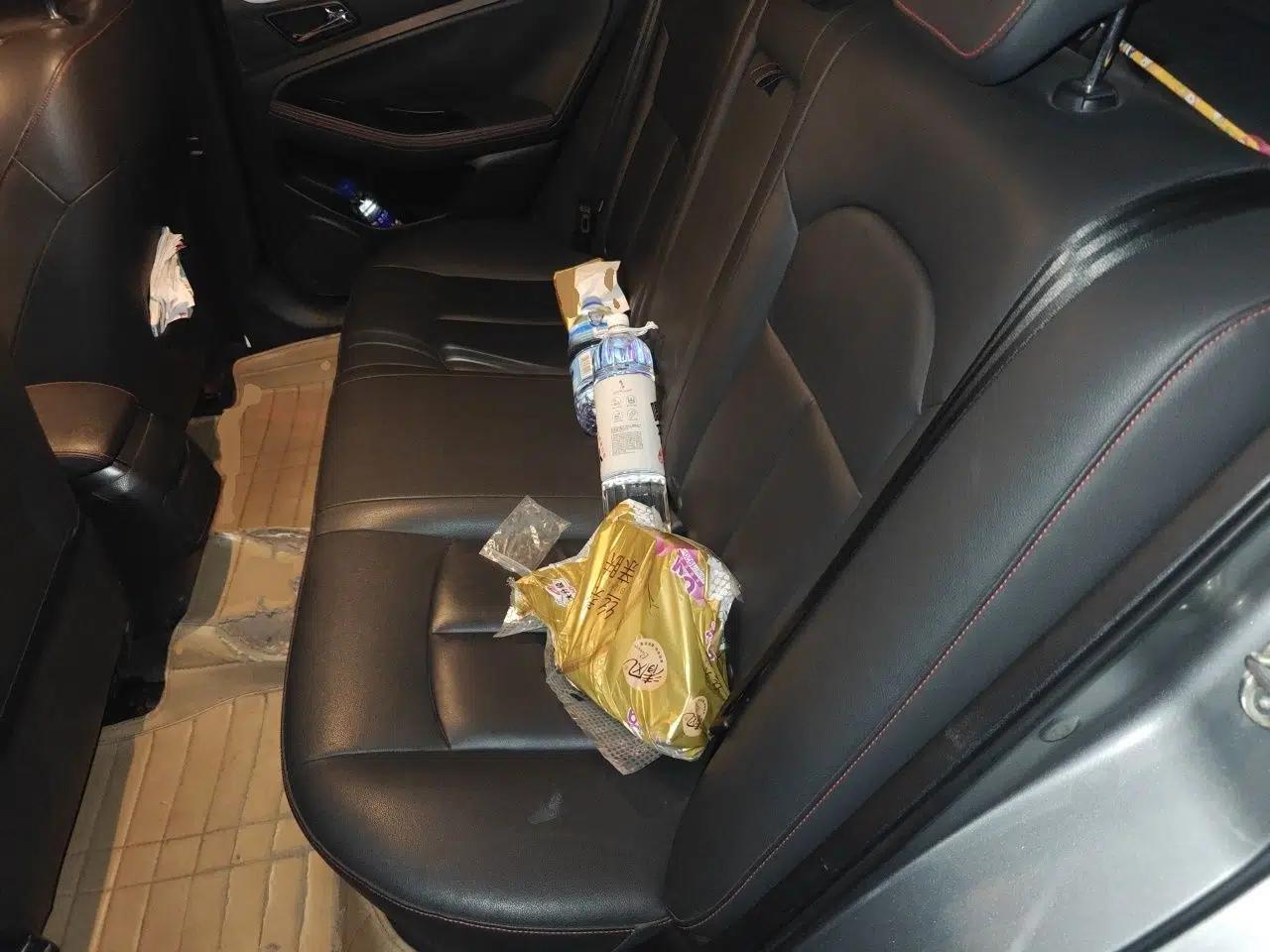 Bestune B70 2014 2.0L automatic luxury version — миниатюра 17