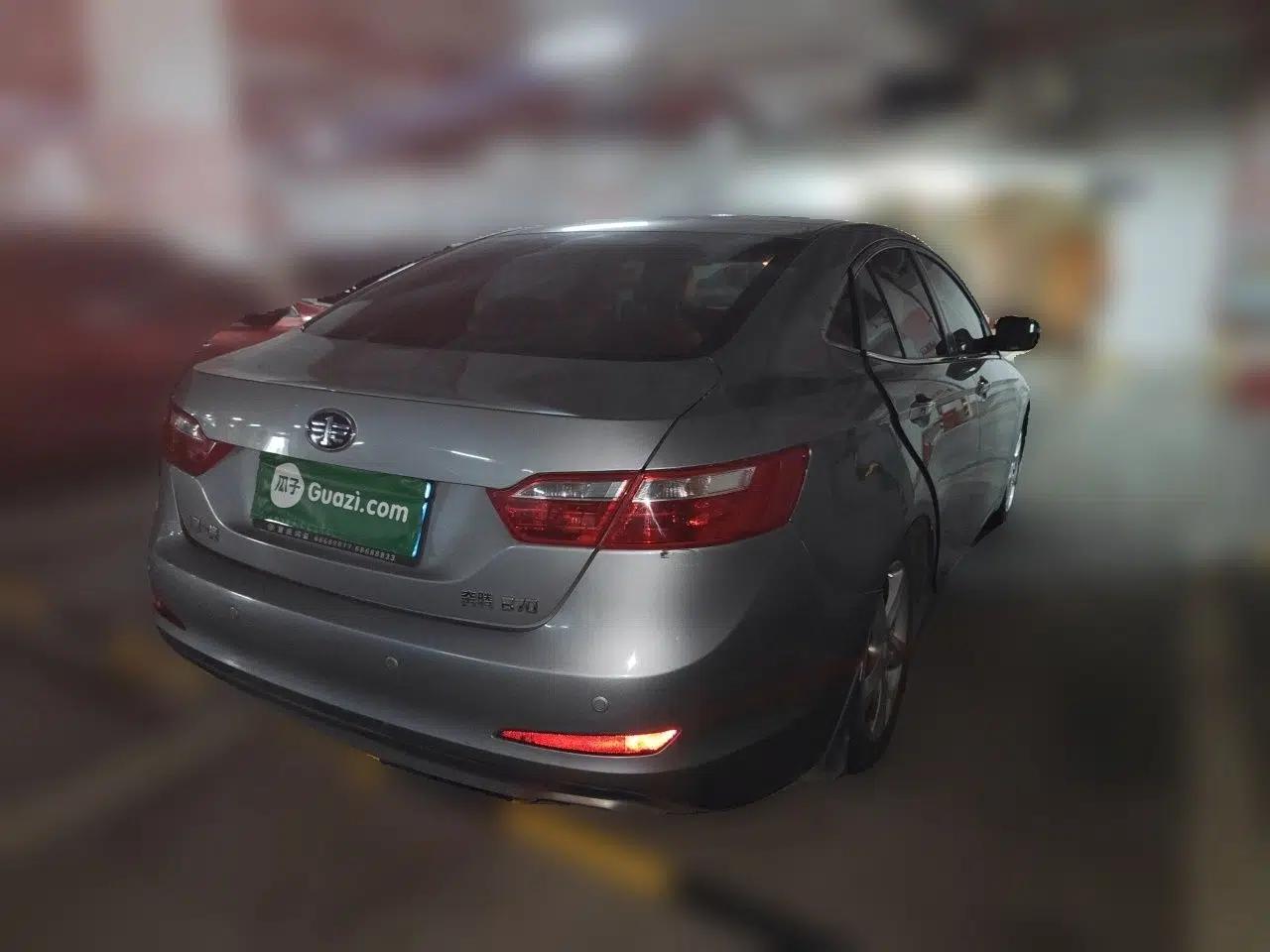 Bestune B70 2014 2.0L automatic luxury version — миниатюра 6