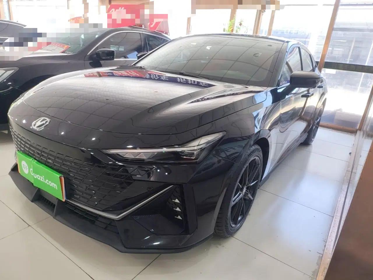 CHANGAN UNI-V 2022 1.5T Prestige Version — миниатюра 1