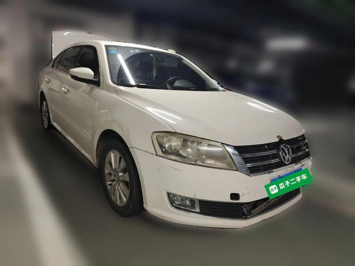 Volkswagen Lavida 2013 Restyled Classic 1.6L Automatic Comfort Edition — миниатюра 3