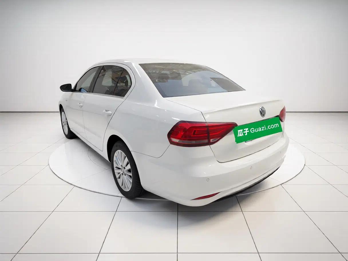 Volkswagen Lavida 2019 Lavida Start 1.5L Automatic Comfort Edition China VI Standard — миниатюра 4