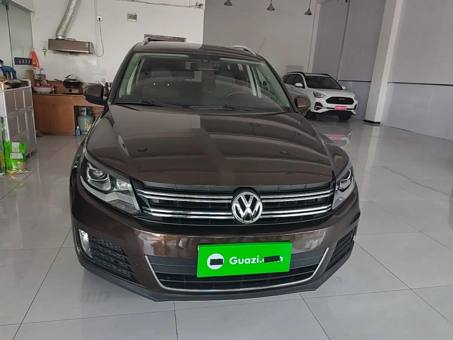 Volkswagen Tiguan 2016 300TSI Automatic All-Wheel Drive Luxury Edition — миниатюра 2