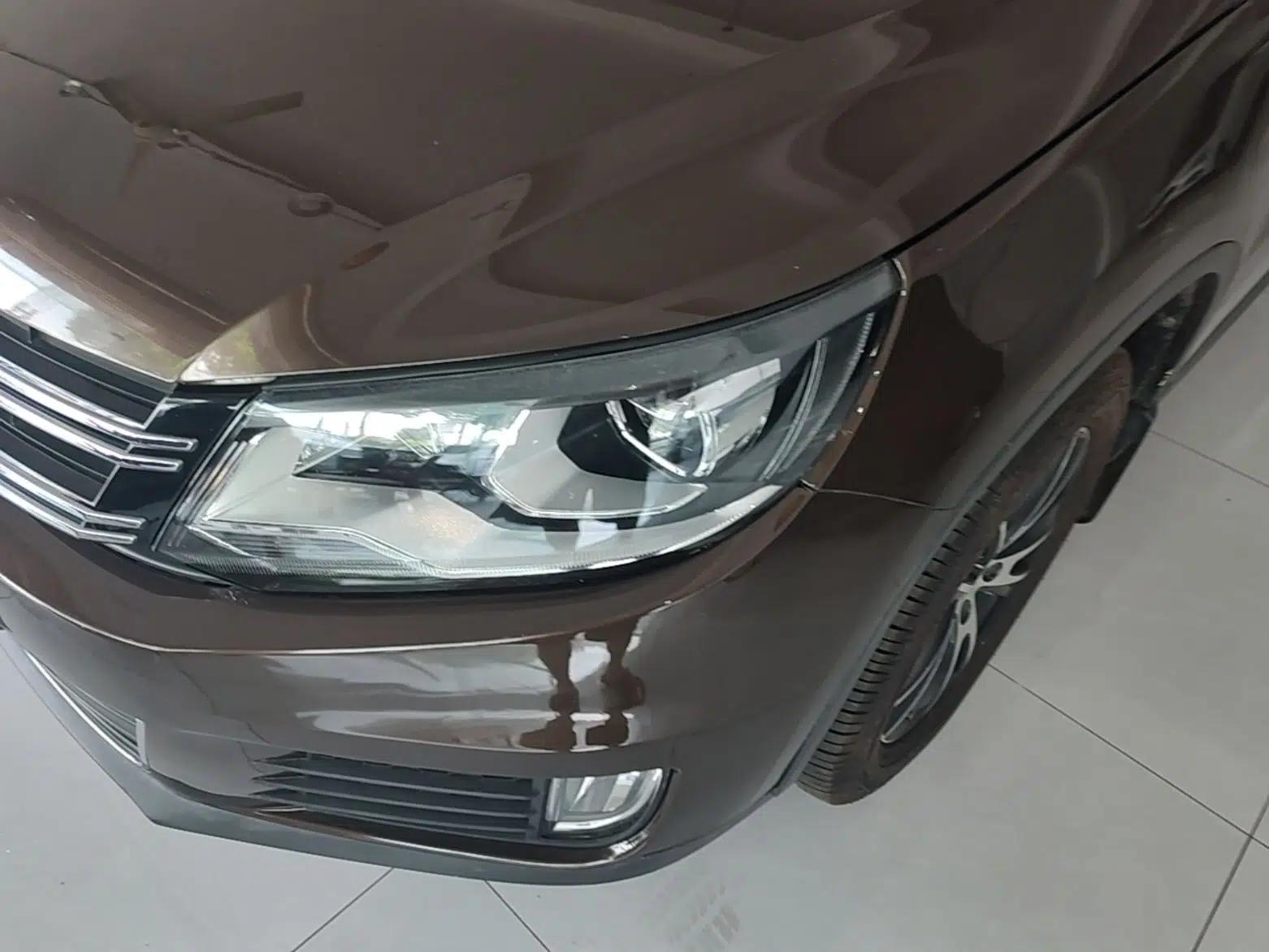 Volkswagen Tiguan 2016 300TSI Automatic All-Wheel Drive Luxury Edition — миниатюра 8