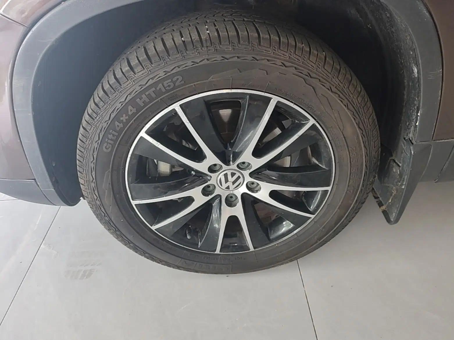 Volkswagen Tiguan 2016 300TSI Automatic All-Wheel Drive Luxury Edition — миниатюра 10