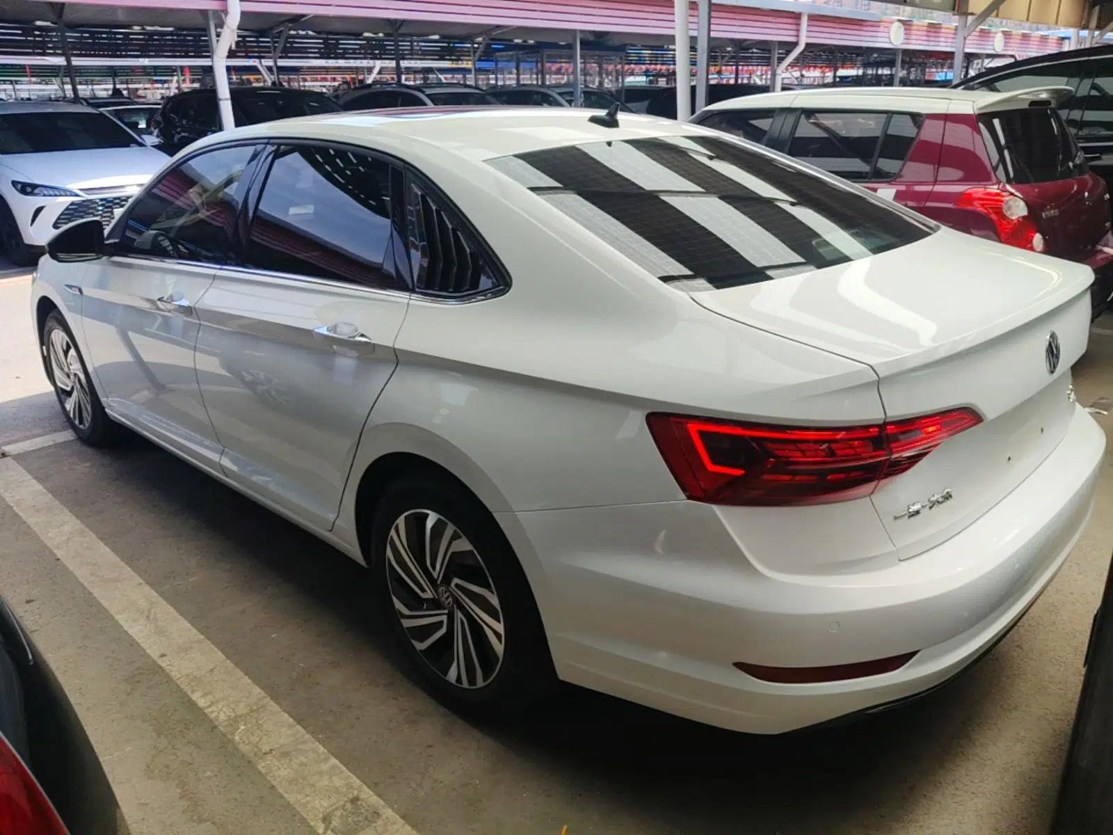 Volkswagen Sagitar 2021 280TSI DSG Excellence Edition — миниатюра 4