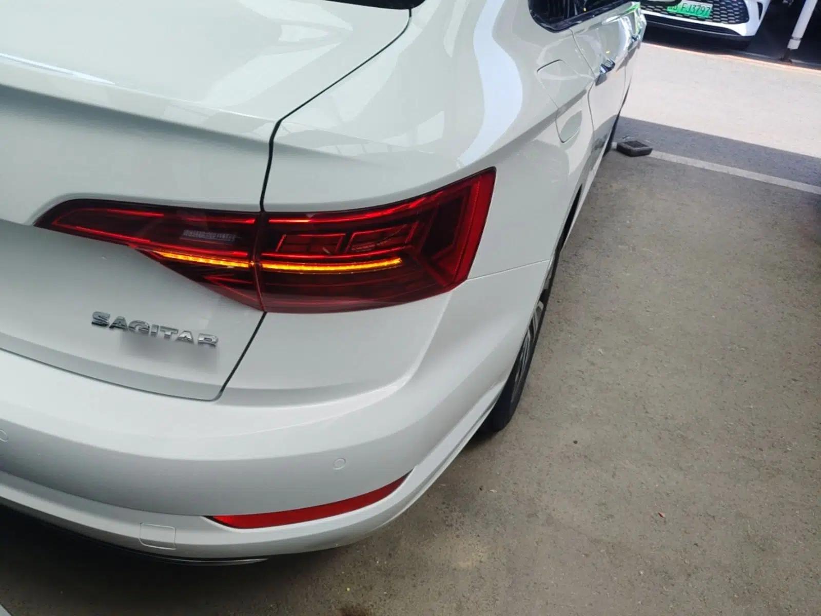 Volkswagen Sagitar 2021 280TSI DSG Excellence Edition — миниатюра 9