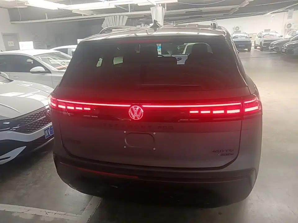 Volkswagen Teramont 2025 Tiguan Pro 450TSI Four-Wheel Drive Summit Edition — миниатюра 5