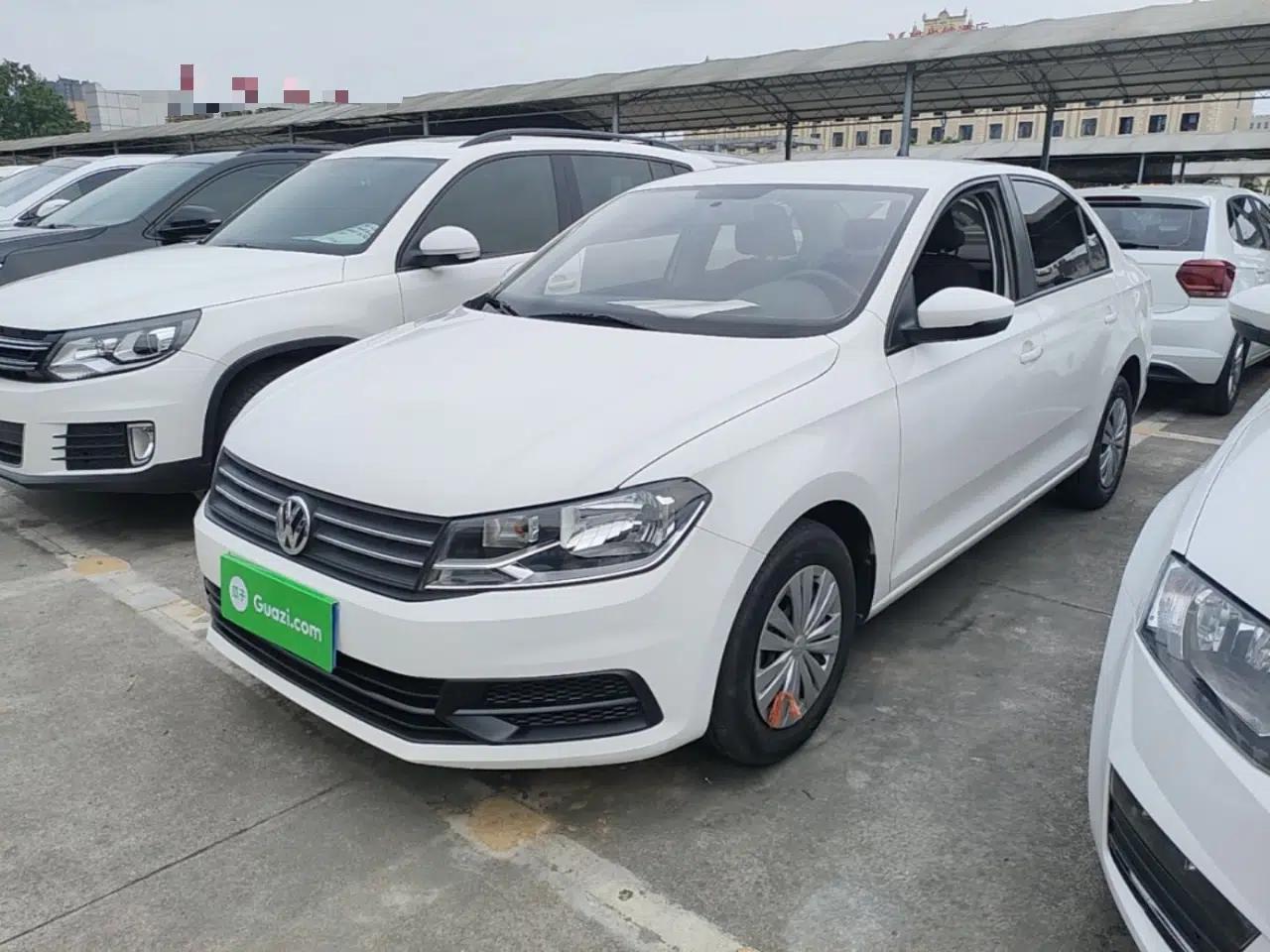 Volkswagen Santana 2021 1.5L Automatic Fashion Edition — миниатюра 1