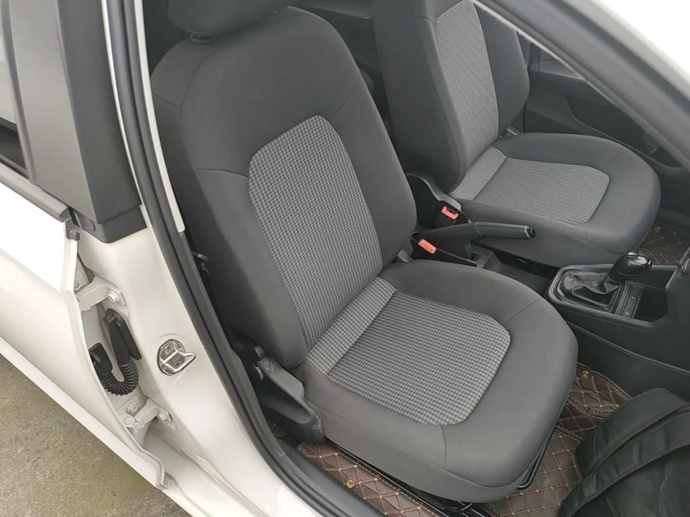 Volkswagen Santana 2021 1.5L Automatic Fashion Edition — миниатюра 19