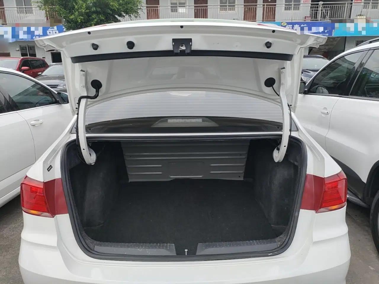 Volkswagen Santana 2021 1.5L Automatic Fashion Edition — миниатюра 22