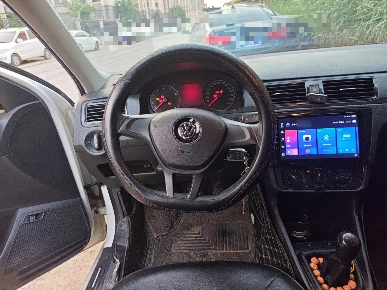 Volkswagen Santana 2021 1.5L Manual Fashion Edition — миниатюра 10