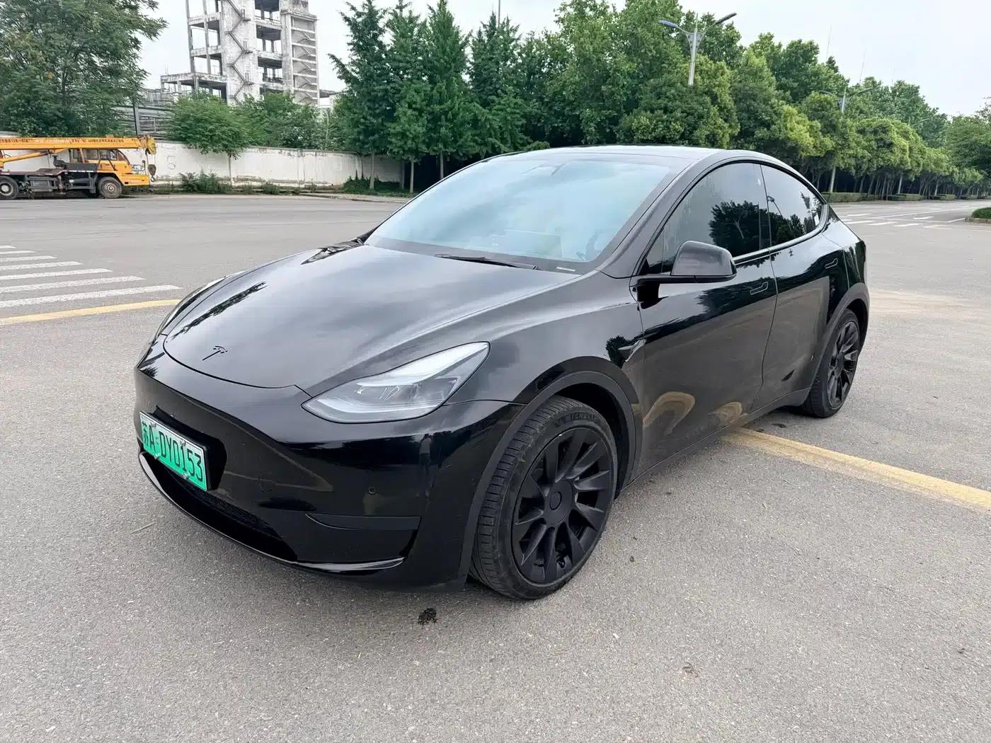 Model Y 2023 Rear-Wheel Drive — миниатюра 1