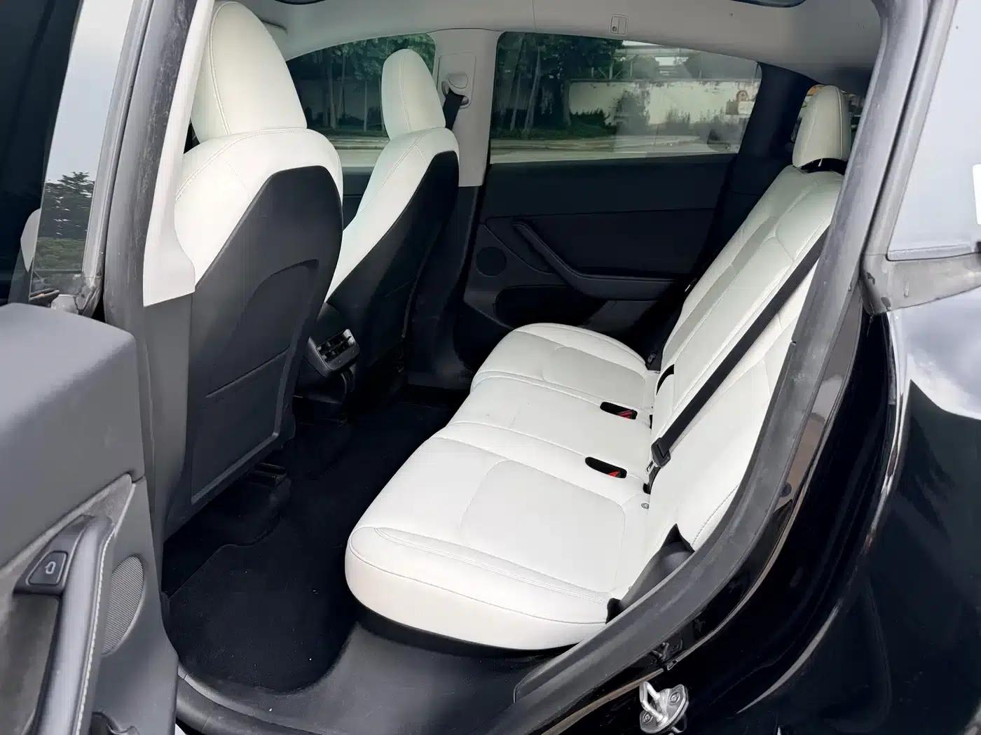 Model Y 2023 Rear-Wheel Drive — миниатюра 5