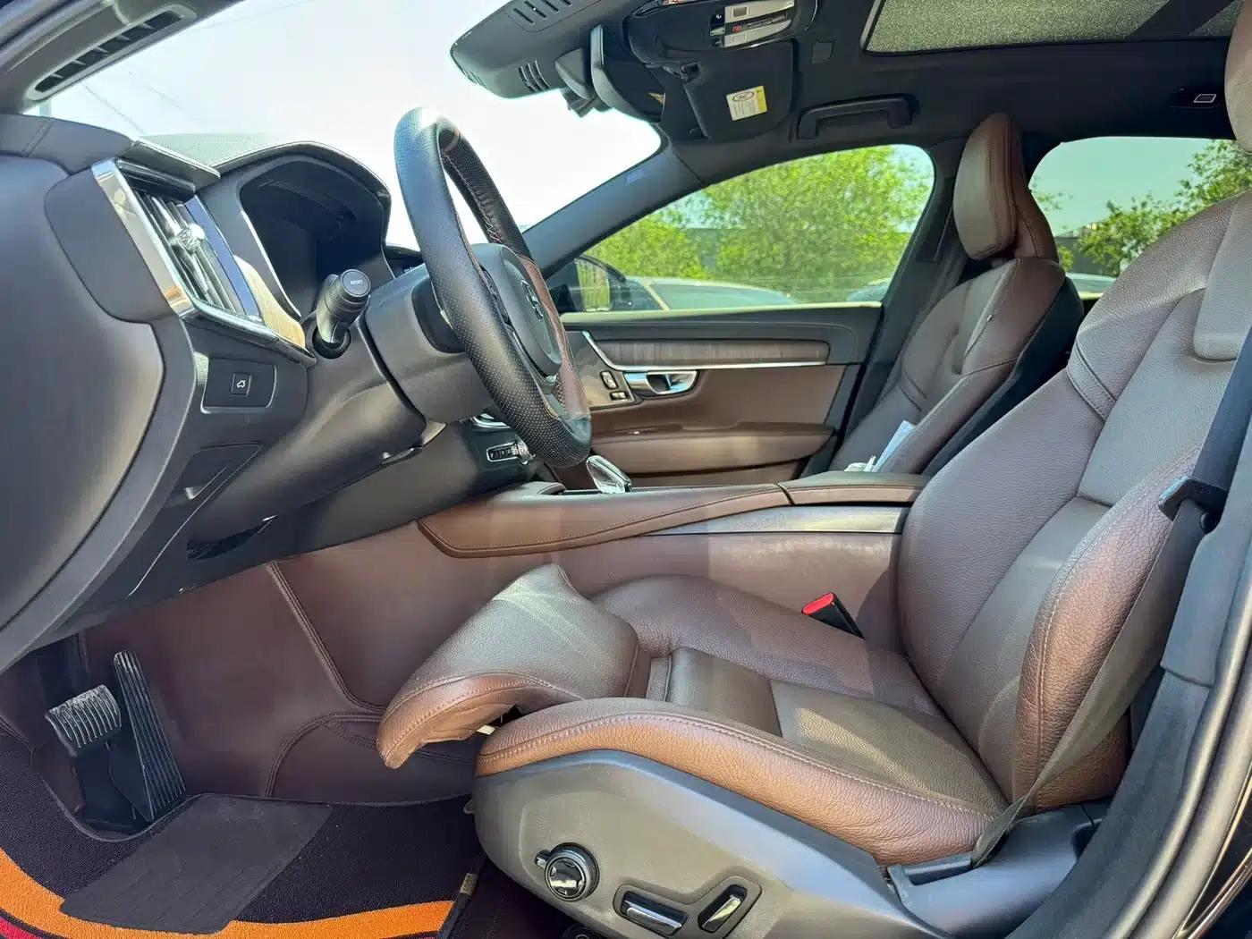 2024 Volvo S90 B5 Inscription Luxury Edition — миниатюра 4