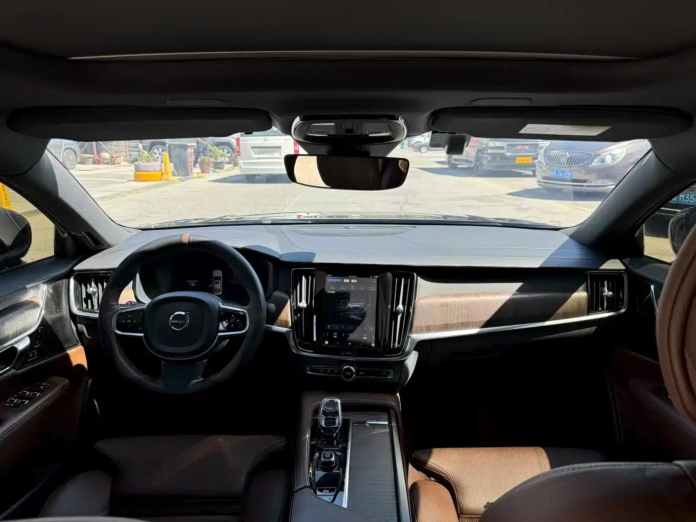2024 Volvo S90 B5 Inscription Luxury Edition — миниатюра 5