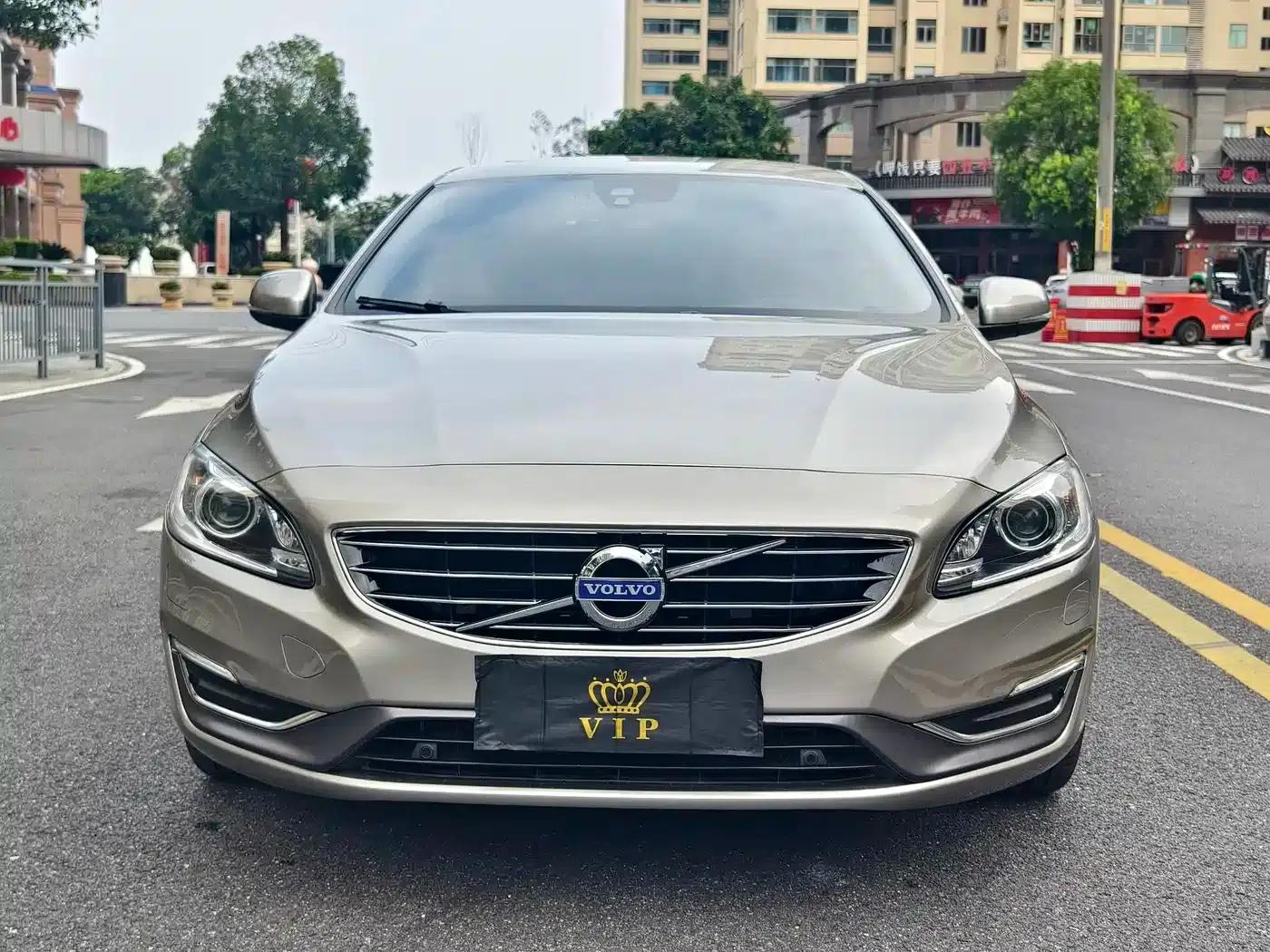 2016 Volvo S60L T5 Smart Edition — миниатюра 2