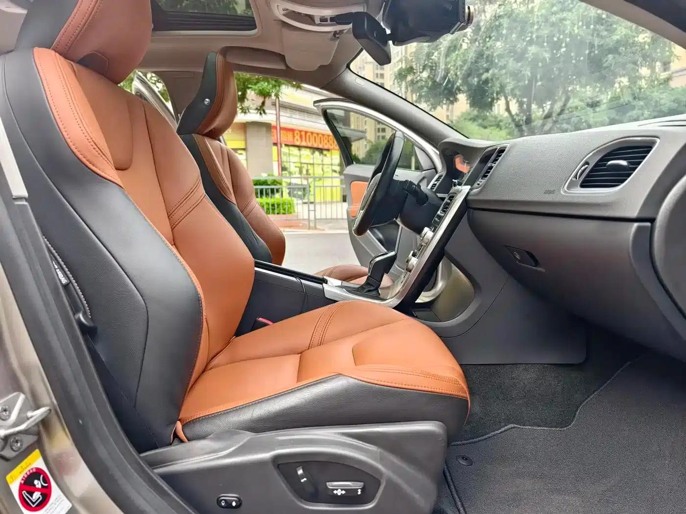 2016 Volvo S60L T5 Smart Edition — миниатюра 11
