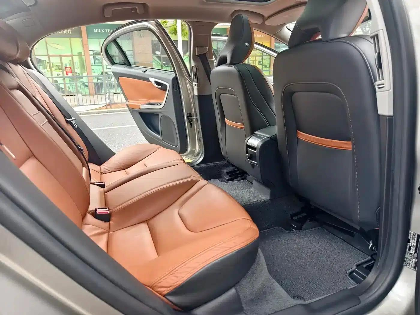2016 Volvo S60L T5 Smart Edition — миниатюра 14