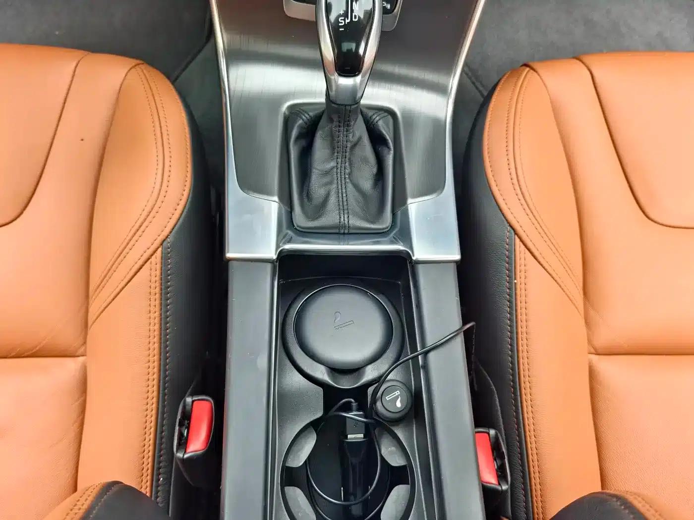 2016 Volvo S60L T5 Smart Edition — миниатюра 18