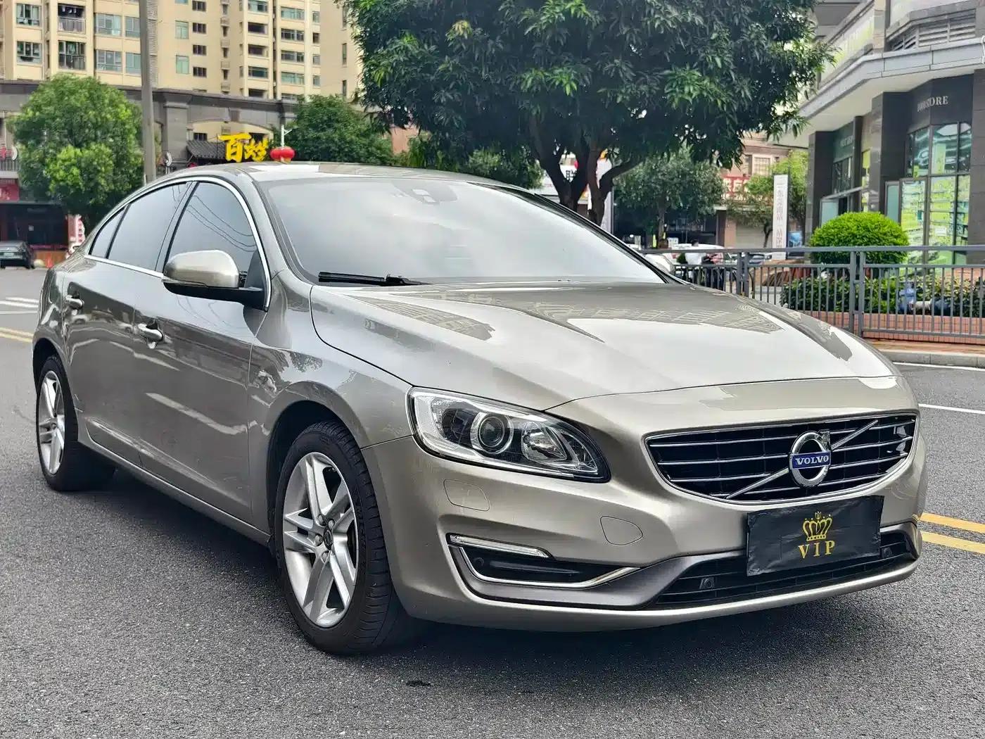 2016 Volvo S60L T5 Smart Edition — миниатюра 3