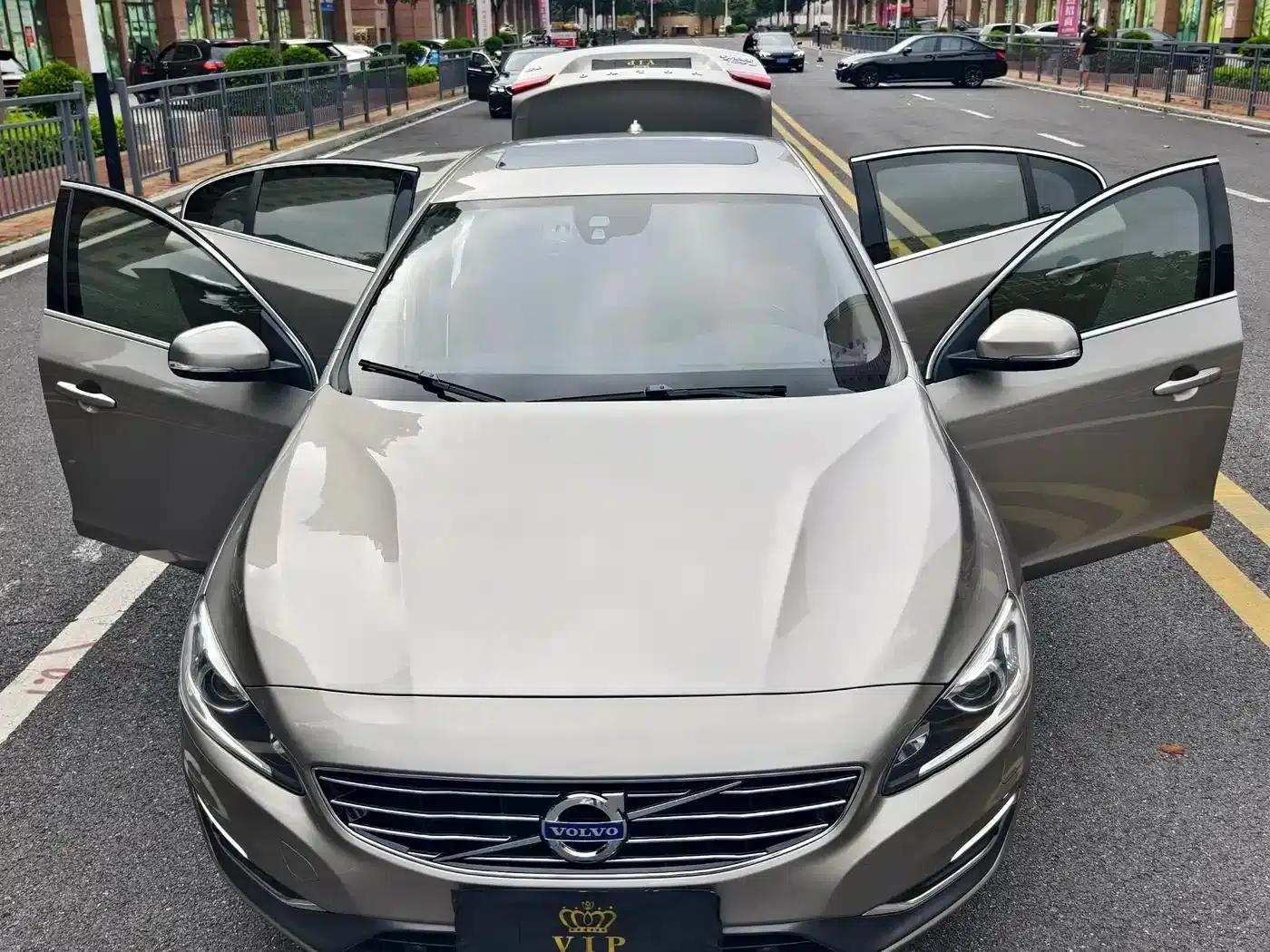2016 Volvo S60L T5 Smart Edition — миниатюра 10