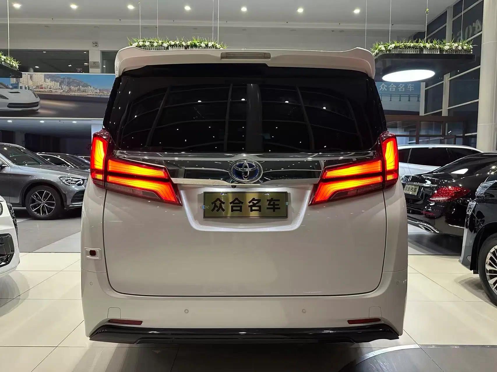 Toyota Alphard 2020 Dual-Engine 2.5L Prestige Edition — миниатюра 6