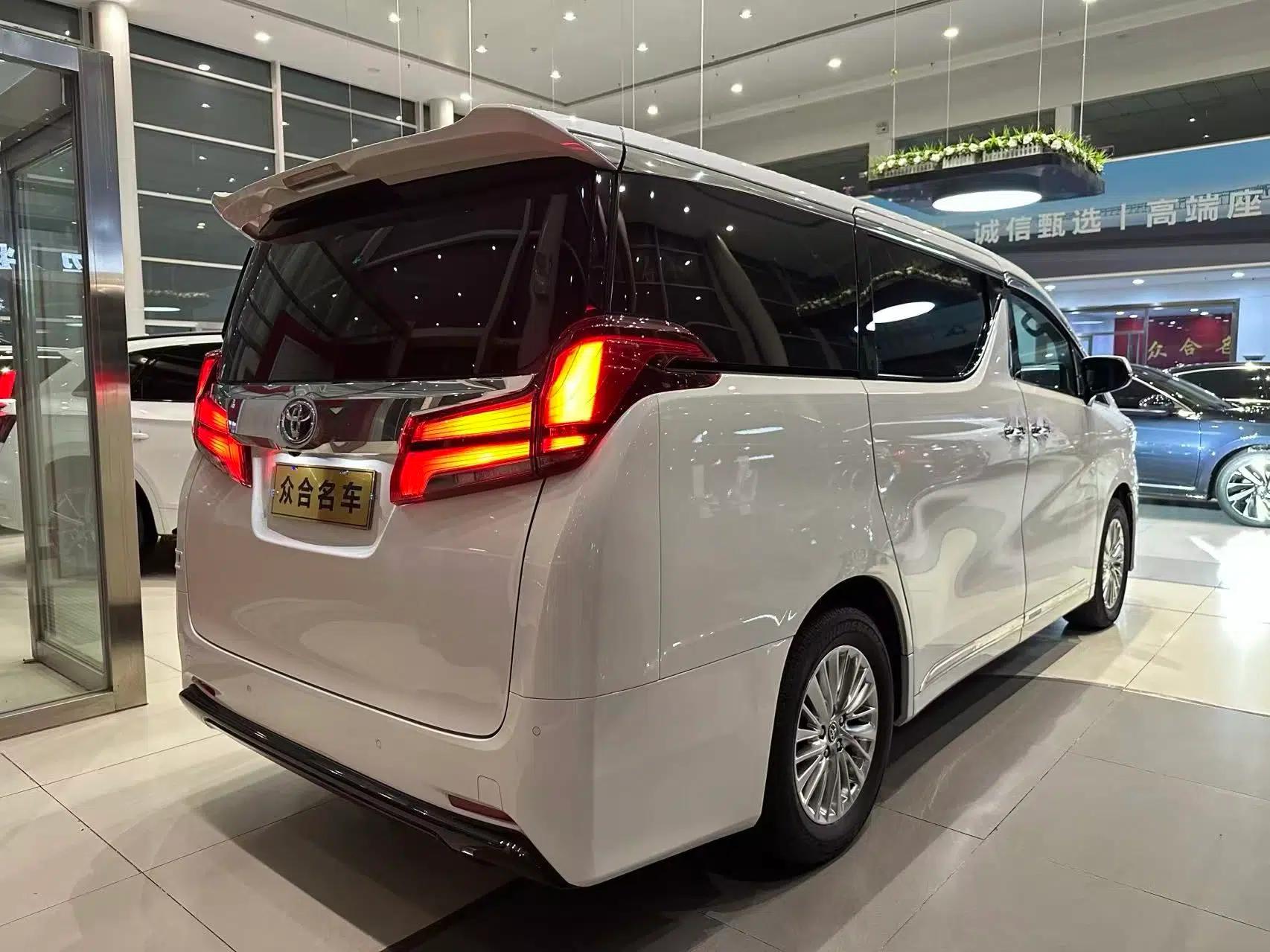 Toyota Alphard 2020 Dual-Engine 2.5L Prestige Edition — миниатюра 7