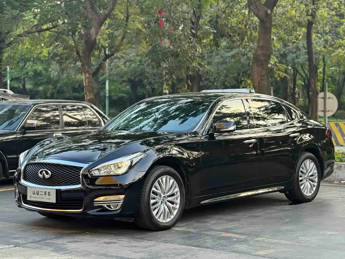 Infiniti Q70 2019 Q70L 2.0T Enjoy Edition — миниатюра 1