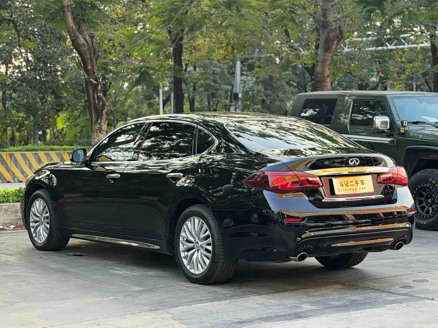 Infiniti Q70 2019 Q70L 2.0T Enjoy Edition — миниатюра 8