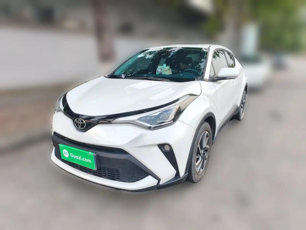 Toyota C-HR 2021 2.0L Luxury Edition — миниатюра 1
