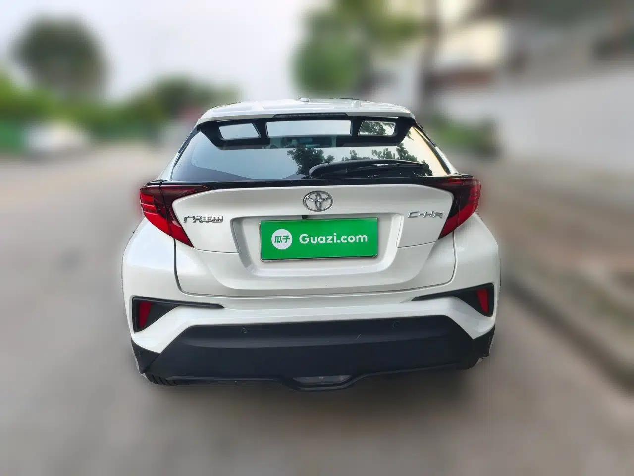 Toyota C-HR 2021 2.0L Luxury Edition — миниатюра 5