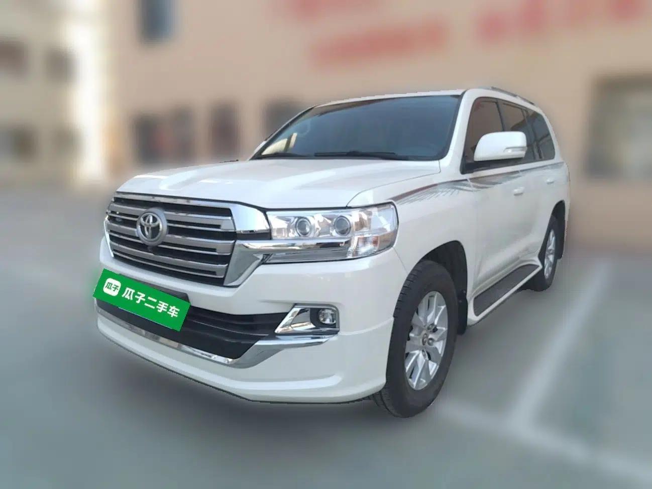 Toyota Land Cruiser — миниатюра 1
