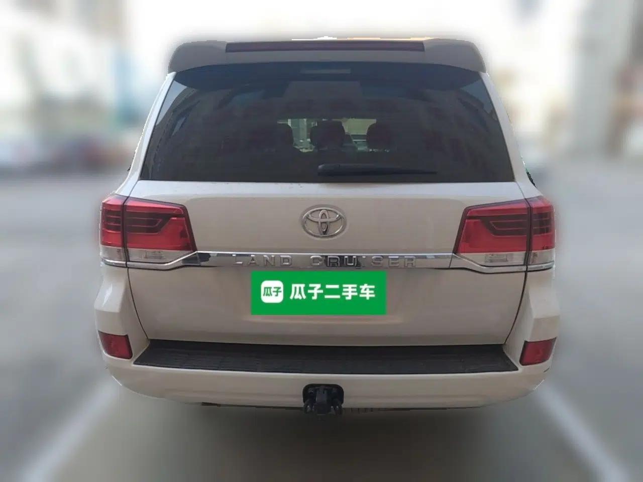 Toyota Land Cruiser — миниатюра 5