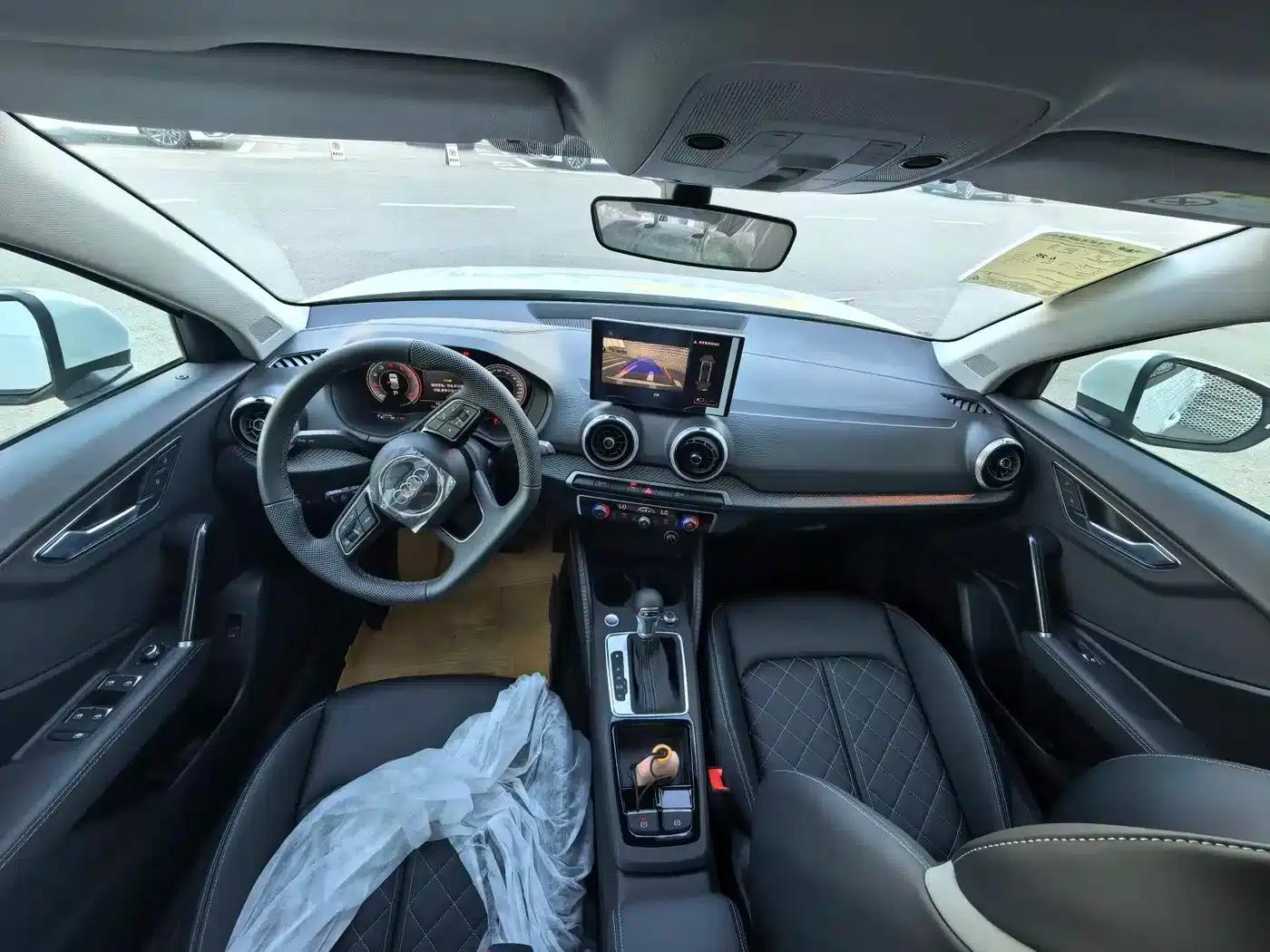 Audi Q2L 2025 35TFSI Fashion Dynamic Edition — миниатюра 7