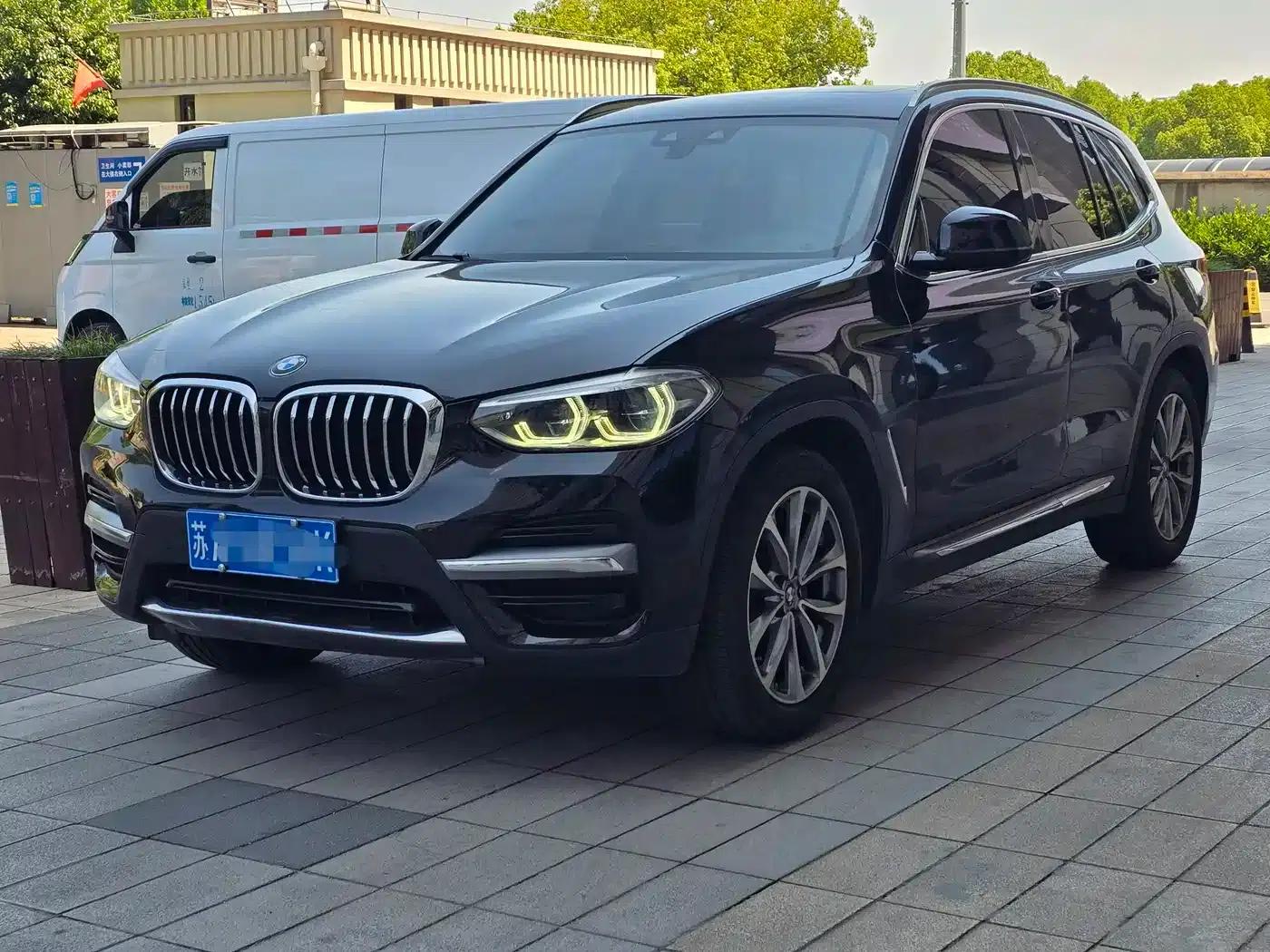 BMW X3 2020 xDrive25i Luxury Package — миниатюра 1