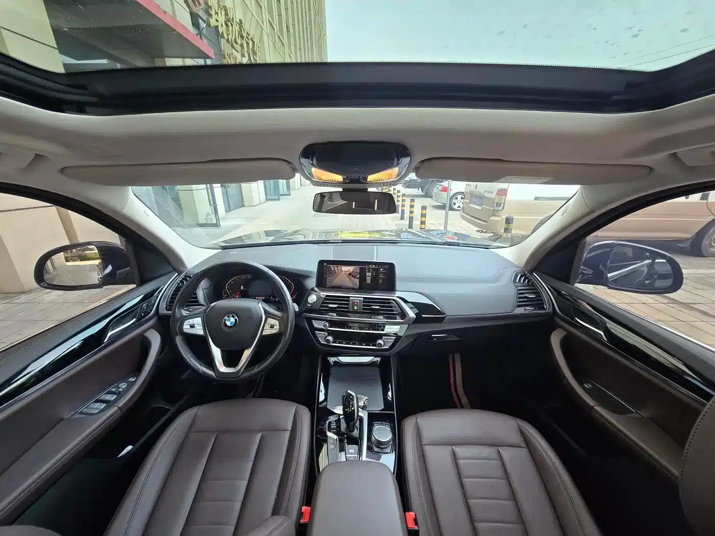 BMW X3 2020 xDrive25i Luxury Package — миниатюра 6