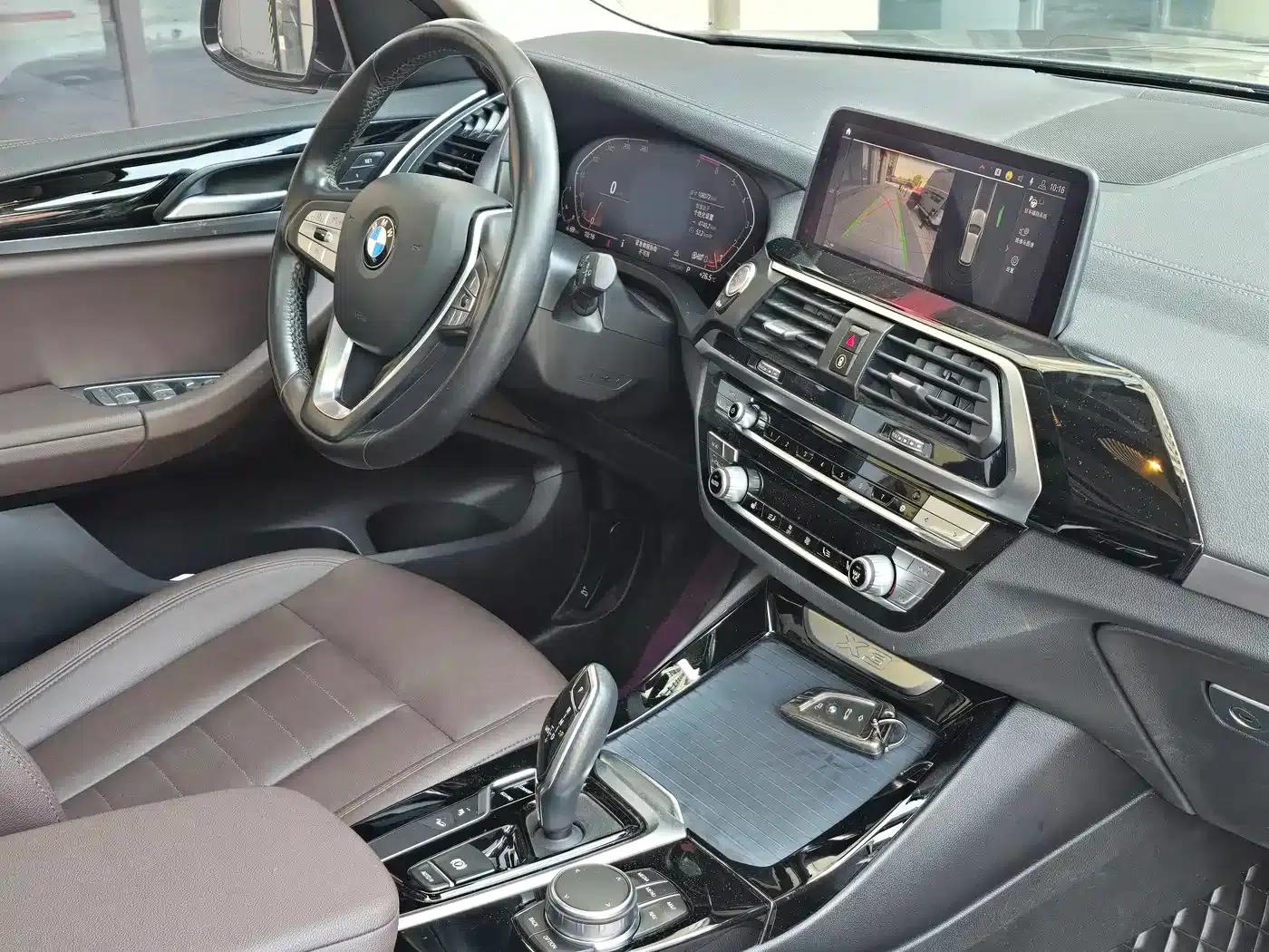 BMW X3 2020 xDrive25i Luxury Package — миниатюра 9